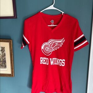 NHL Red Wings Women's V‑Neck Red Tee with Striped Sleeves